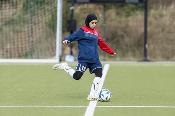 Bild 40 - wU19 Rissener SV - VfL Pinneberg : Ergebnis: 9:1